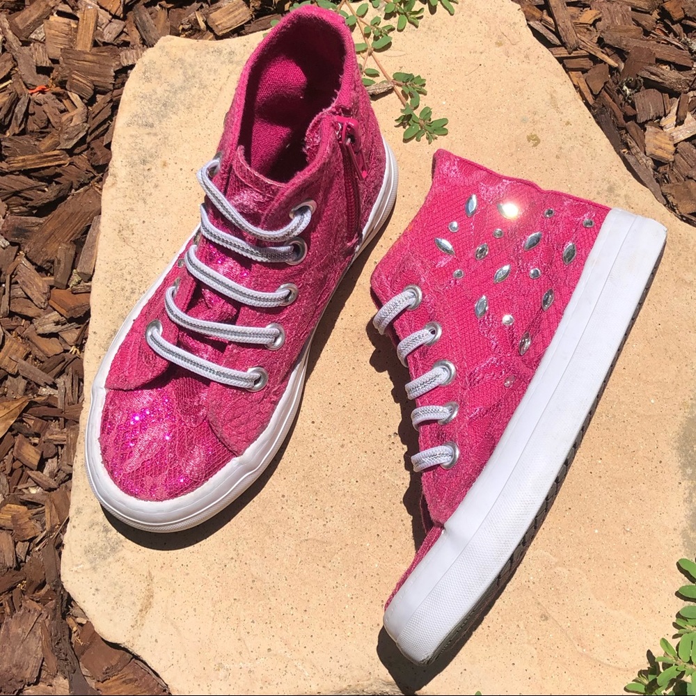 Girls high top pink shoes size 10